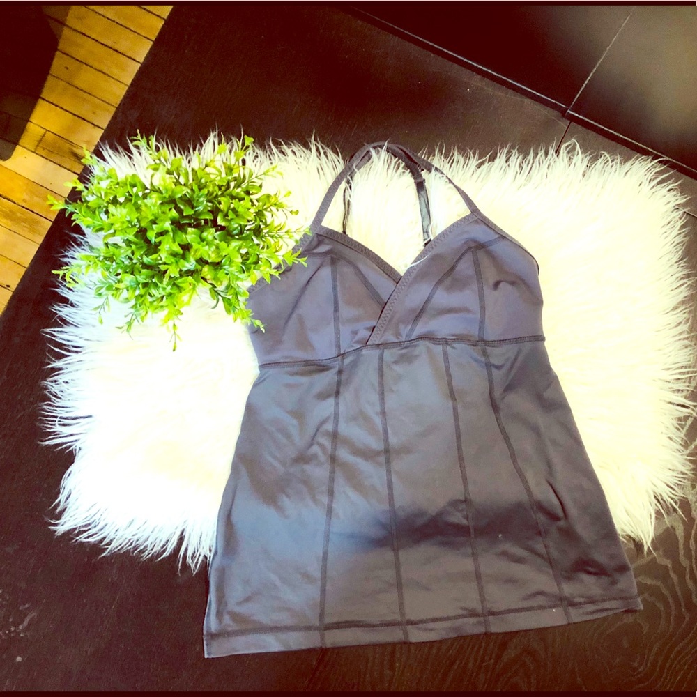 LULULEMON POWER POSE TANK